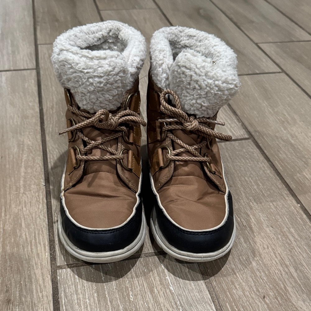 Sorel Women's Explorer Carnival Waterproof Boot size 7 - Picture 4 of 8